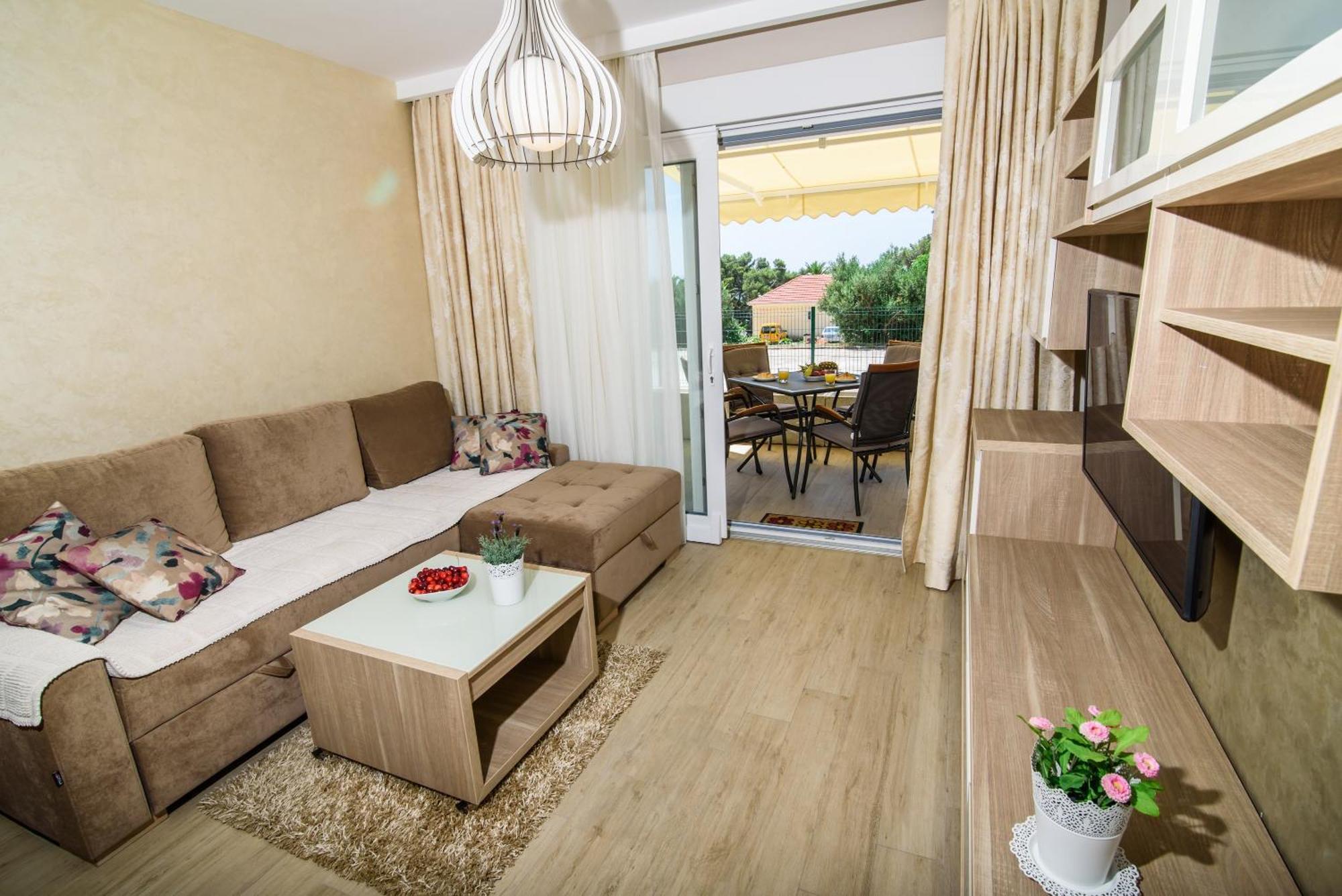 Apartments Leone Lukas Promajna Rom bilde