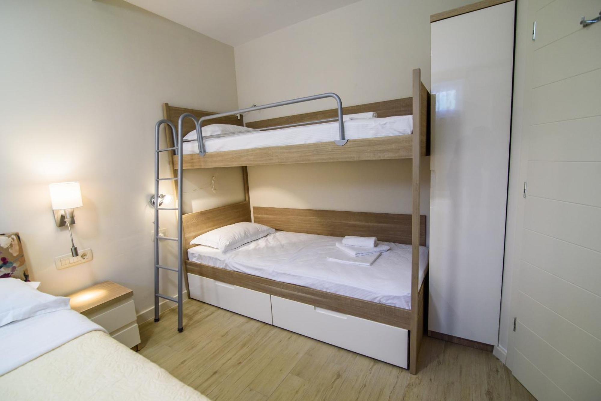 Apartments Leone Lukas Promajna Rom bilde